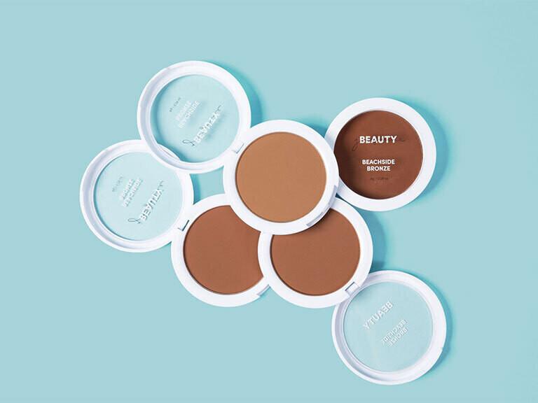 Resized Media/JazmineBeauty BeachsideBronzer LifeStyle Shot