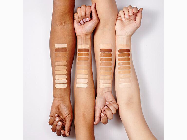 Resized Media/KEVYCMP1068283 Kevyn Aucoin Beauty Etherealist Concealer EC05 Full 3