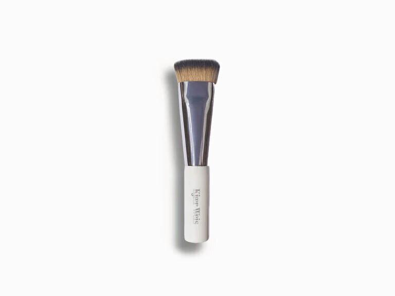 Resized Media/KJAEATL2000004 KJAER WEIS Buffer Glow Face Brush