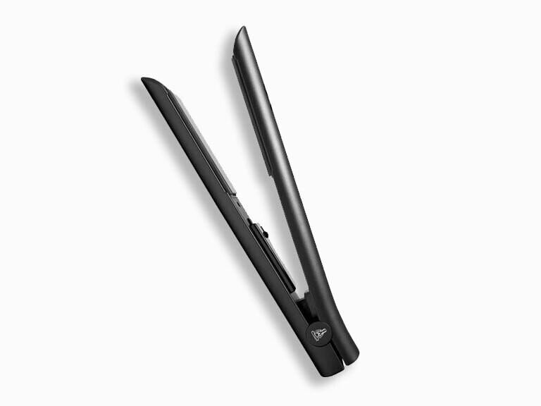 Resized Media/KRMAHTL2000002 KARMA BEAUTY Supreme Ceramic Flat Iron BLACK