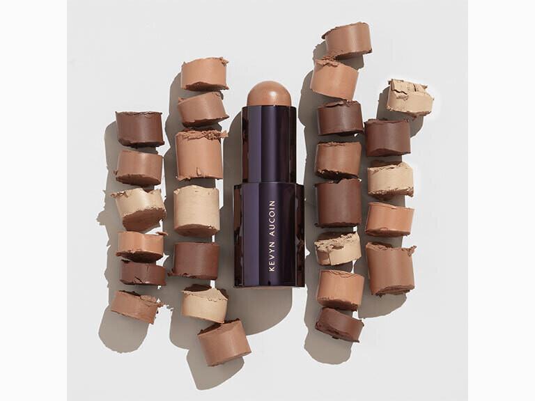 The Contrast Contour Stick