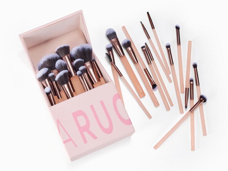 Resized Media/LARUATL2000002DontBeJelly30PieceBrushSet FLAT
