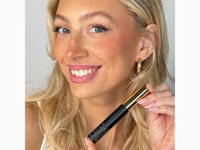Resized Media/Lavaa Beauty Brow Gel Clear Full Lifestyle3