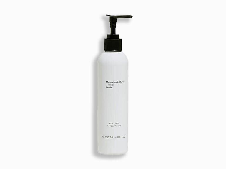Resized Media/MALOBOD1071709 MaisonLouisMarie AntidrisCassisBodyLotion Full