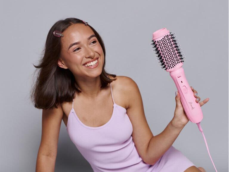 Resized Media/MERMADEHAIR BLOWDRYBRUSH PINK 4