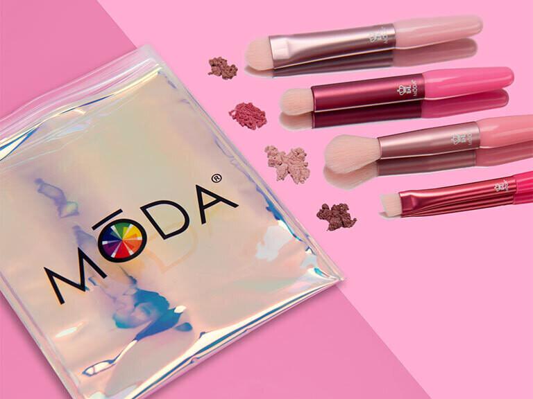 Resized Media/MODAATL1066533 BMD MINI03 1 1