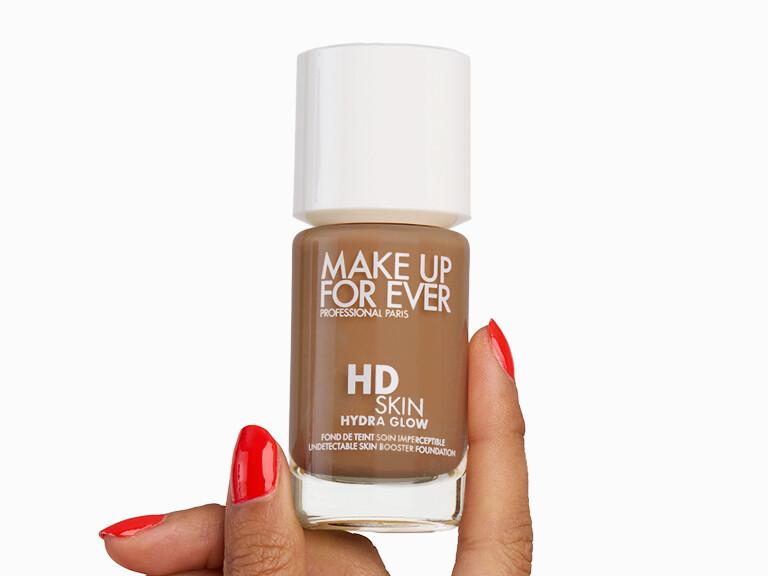 Resized Media/MakeupForeverHDSkinHyraGlowin3Y50 InHand 2358 1