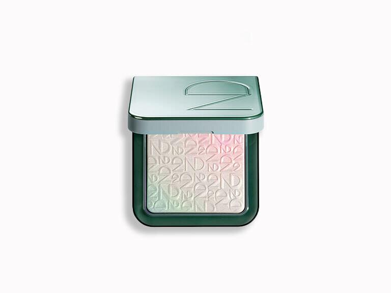 Resized Media/NATACHK1061840 NATASHADENONA PASTELPLEXIGLOWHIGHLIGHTER FULL 1