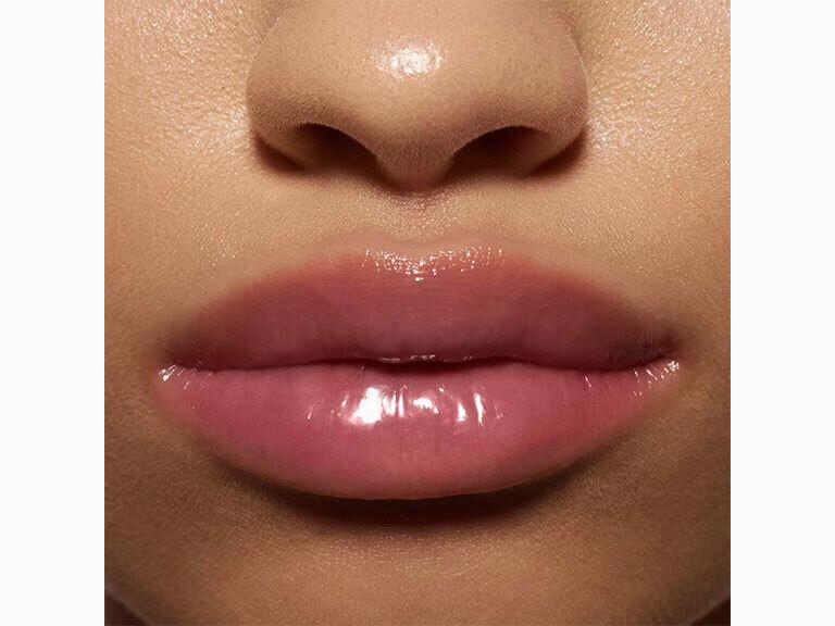 Resized Media/NEEN GLISTEN UP LIP GLOSS DUSK LIFESTYLE 2