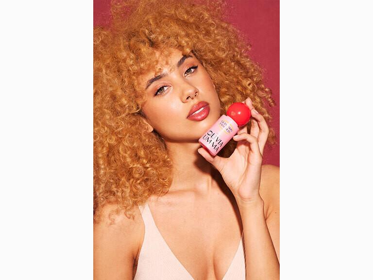 Resized Media/OLIMTRT1065654 Olivia Umma 12 4 20230157