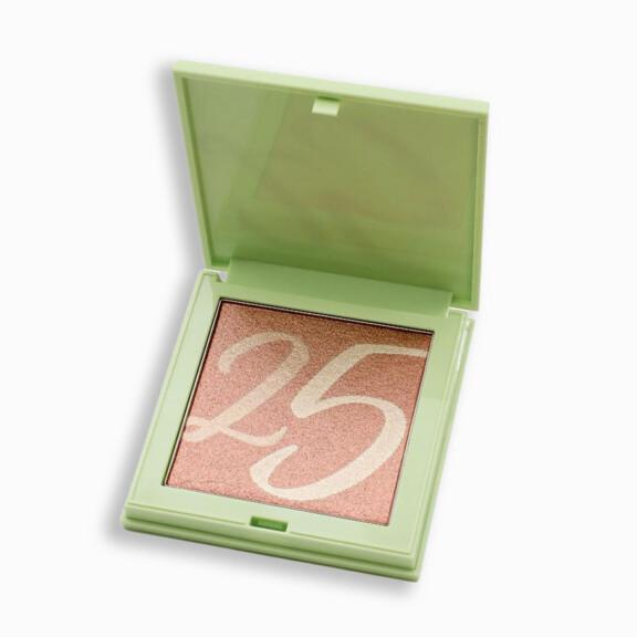 Resized Media/PIXICHK2000004 PIXI BEAUTY Glowin TwentyFive SunKissed