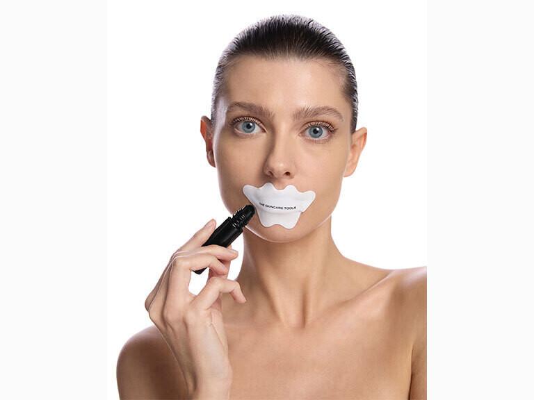 Resized Media/S20 25433 The Skincare Tools 0311