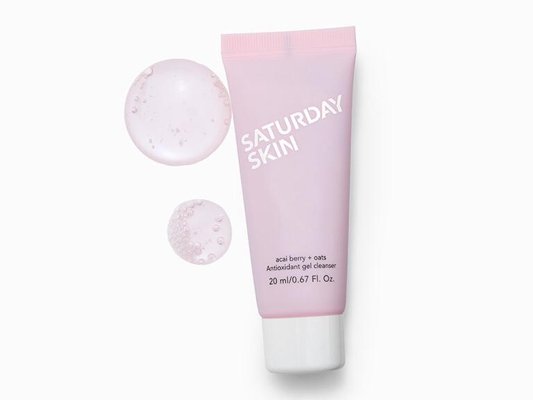 Resized Media/SATURDAYSKINA AiBerryOatsGELCleanserwithswatch
