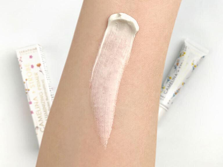 Resized Media/SERAPHINEBOTANICALS CAMELINA STROBE PEACHGLOW FULL 4