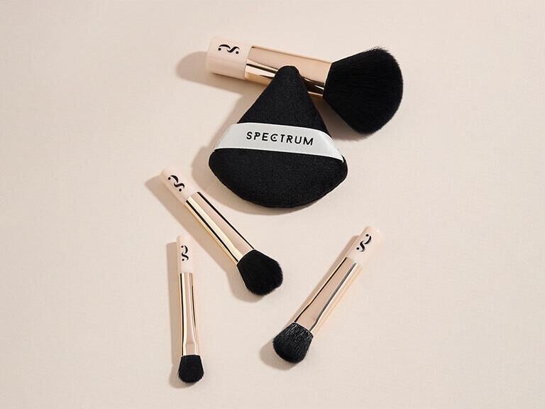 Resized Media/SPECATL2000003 SPECTRUMCOLLECTIONS THEFLAWLESSMINIS4PIECEMINIBRUSHANDPUFFSET NA FULL 3