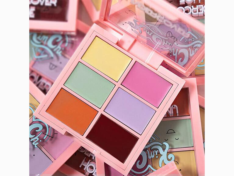 Resized Media/UH UniversalCorrector LifestyleShot FULL 1