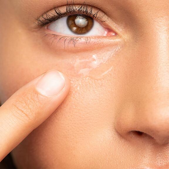 Resized Media/addl2 FG TRU SKSRM01 G06 TRUE LUSCIOUS Flowerdose Lip Eye Serum