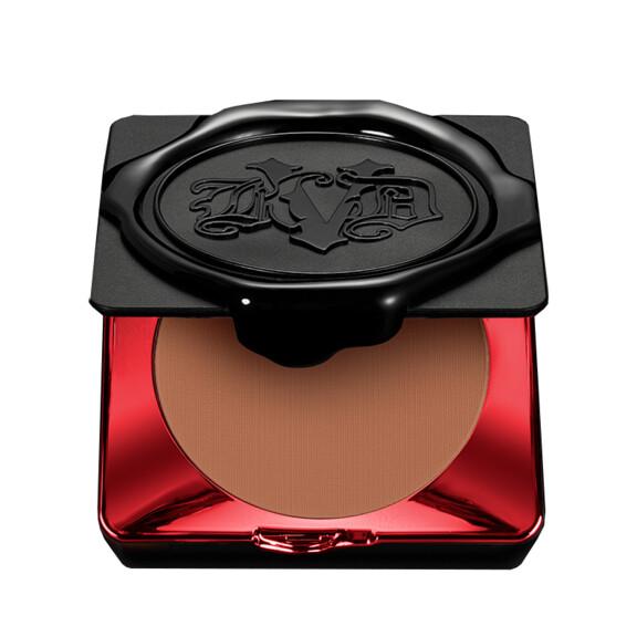 Resized Media/main FG KVD COOTH07 G11 KVD BEAUTY V1 Lock It Powder Foundation Rich Deep 215