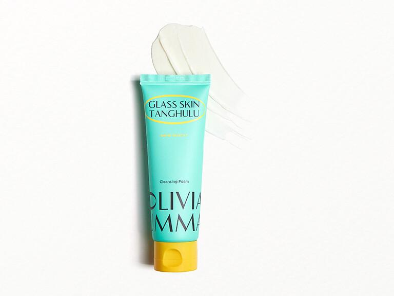 Resized Media/oliviaummaglassskintanghulushinemuscatcleansingfoamswatch